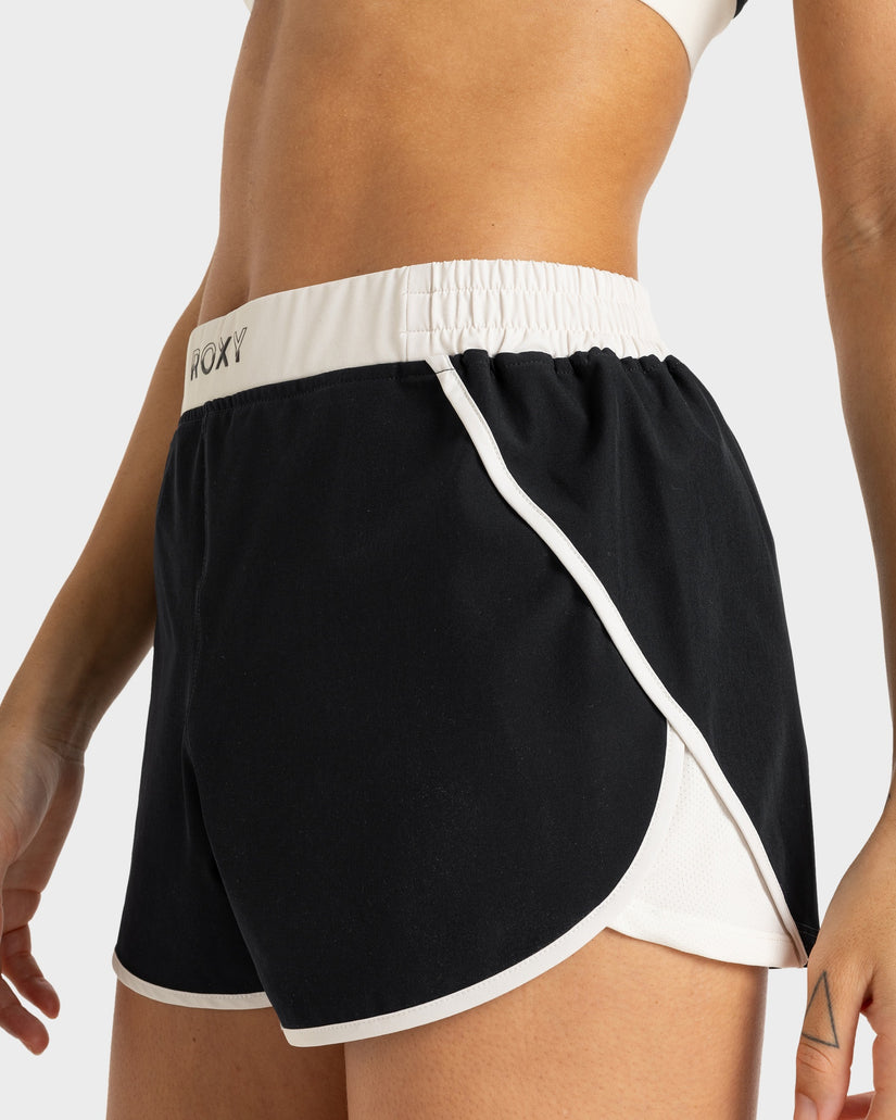 Womens Bold Moves 2.0 Shorts